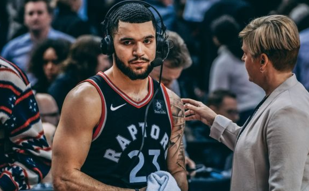 赛后队长的 赛后队长的