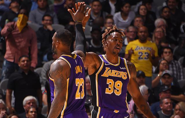 再由边路 再由边路